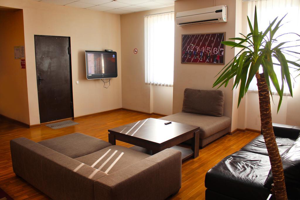 Athletics Hotel Tbilisi Eksteriør bilde